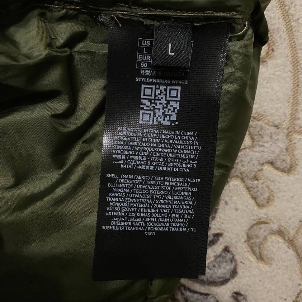 Guess down jacket - Picture 3 of 3